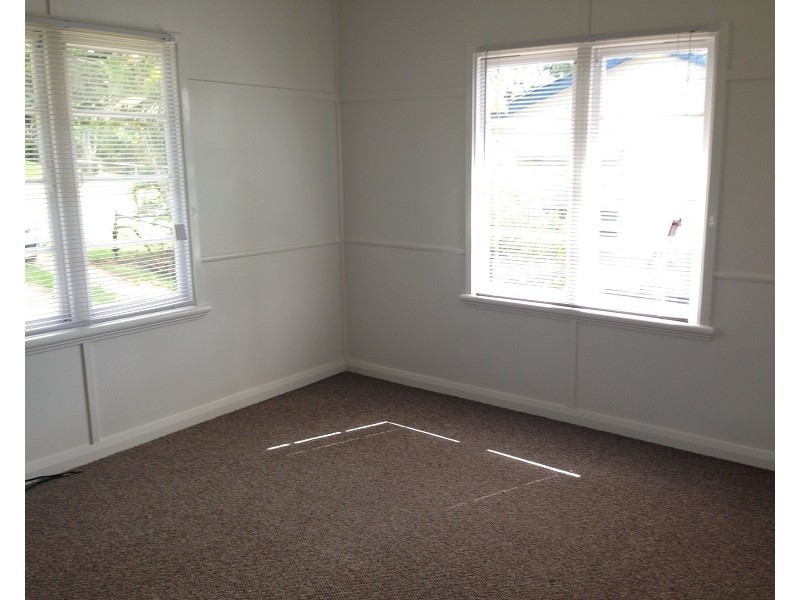 16 Rose Street, Atherton QLD 4883