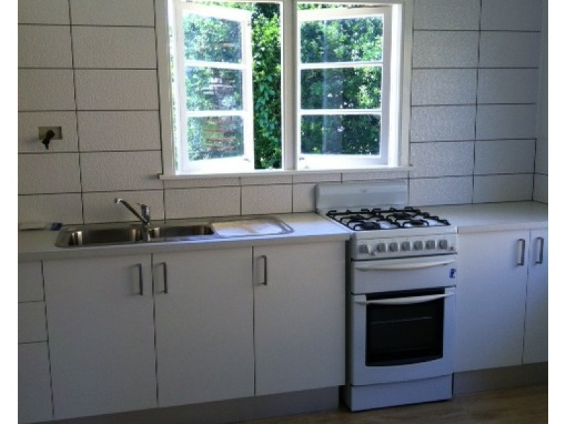 16 Rose Street, Atherton QLD 4883