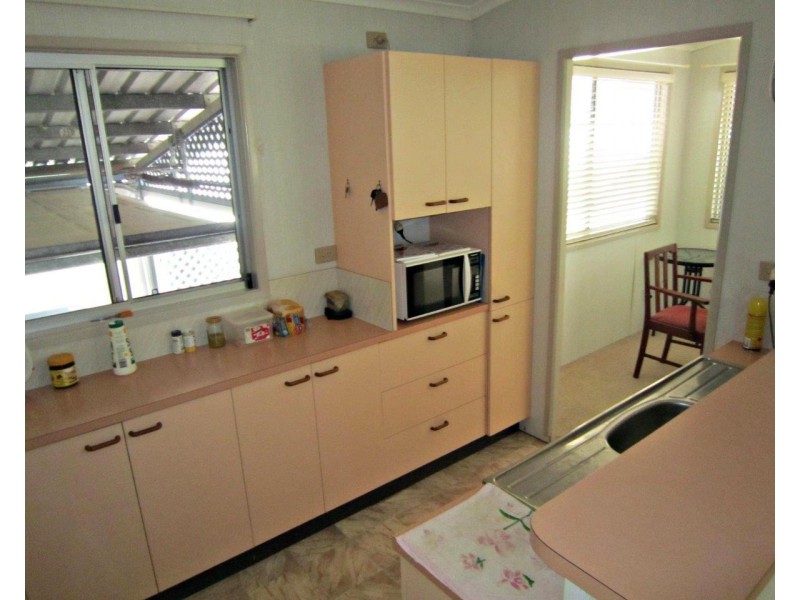 Tinaroo QLD 4872