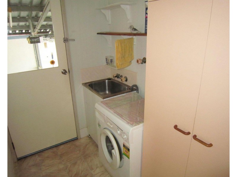 Tinaroo QLD 4872