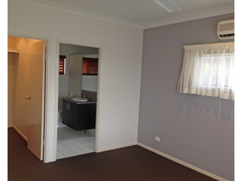 18 Jackson Drive, Atherton QLD 4883