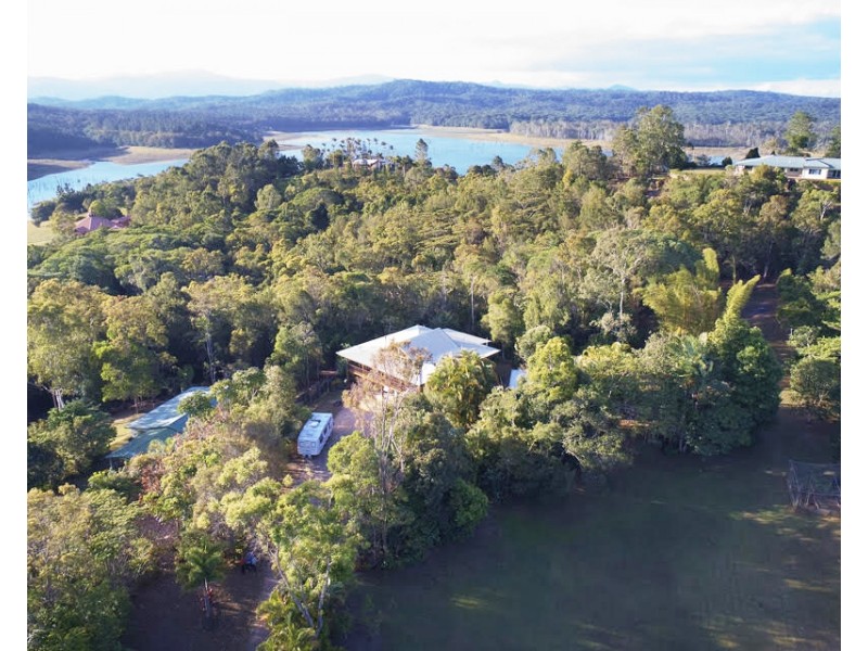 Lake Barrine QLD 4884