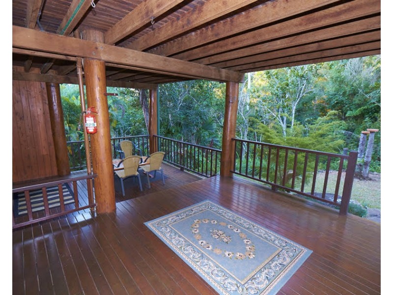 Lake Barrine QLD 4884