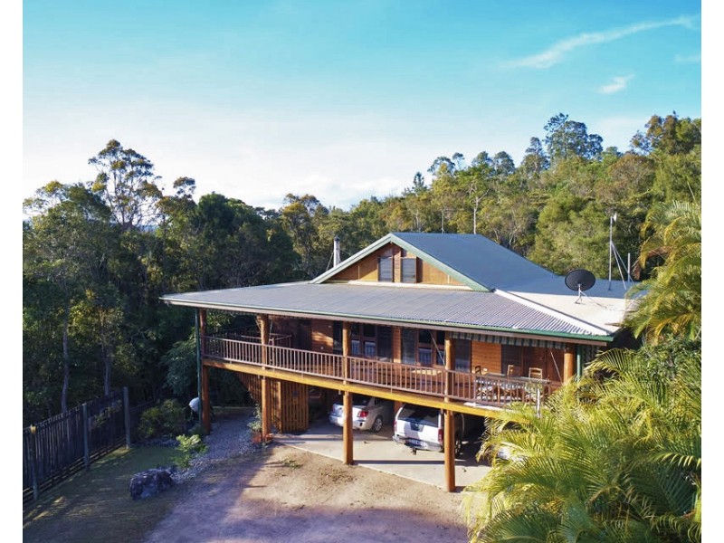 Lake Barrine QLD 4884