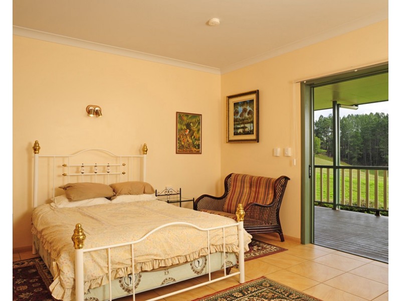Yungaburra QLD 4884