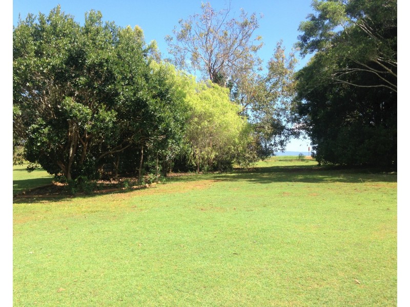 1 Malcolm Road, Tinaroo QLD 4872
