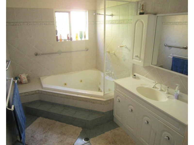 24 Ruby Street, Herberton QLD 4887