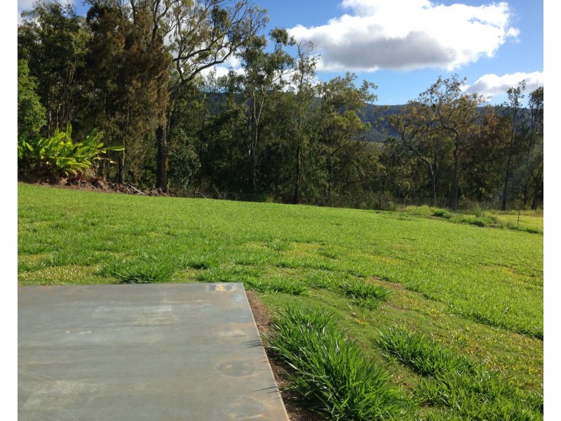 92 Rankine Drive, Tolga QLD 4882