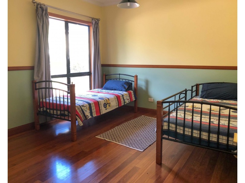 Yungaburra QLD 4884