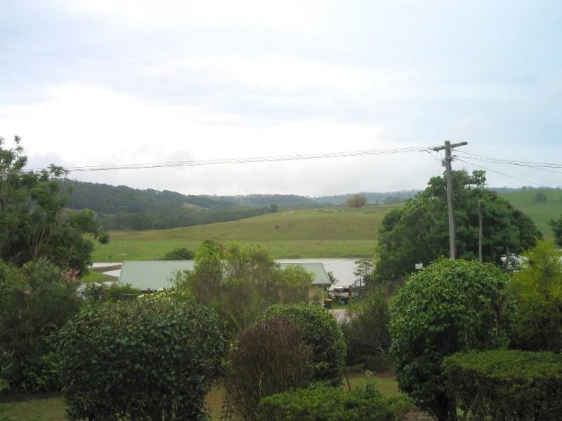 Yungaburra QLD 4884