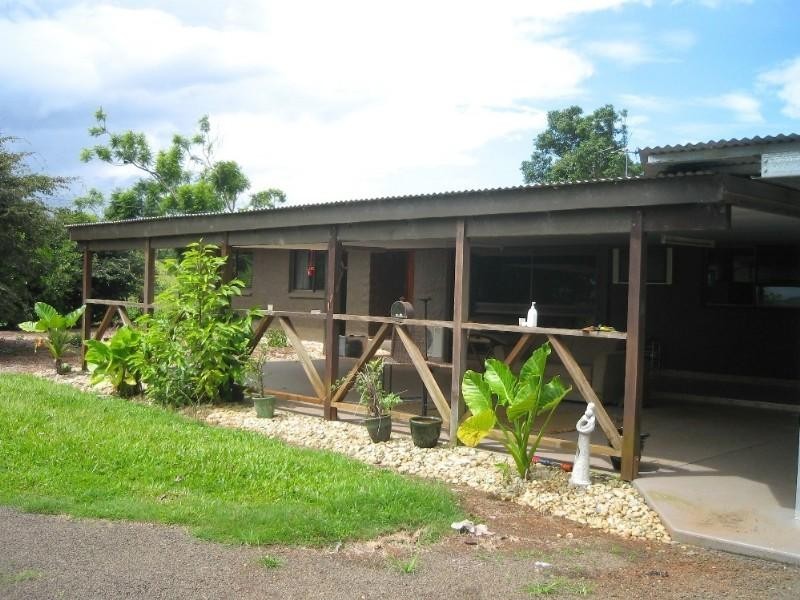 Lake Eacham QLD 4884
