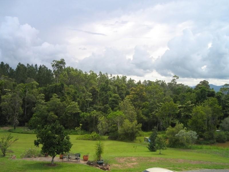 Yungaburra QLD 4884
