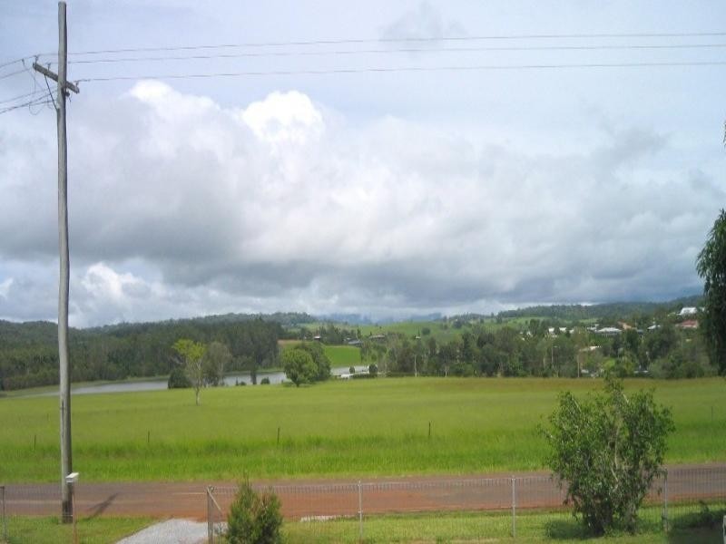 Yungaburra QLD 4884