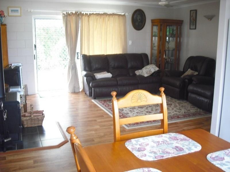 Lake Eacham QLD 4884