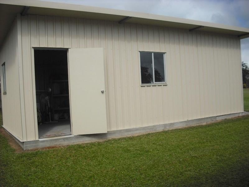 Lake Eacham QLD 4884