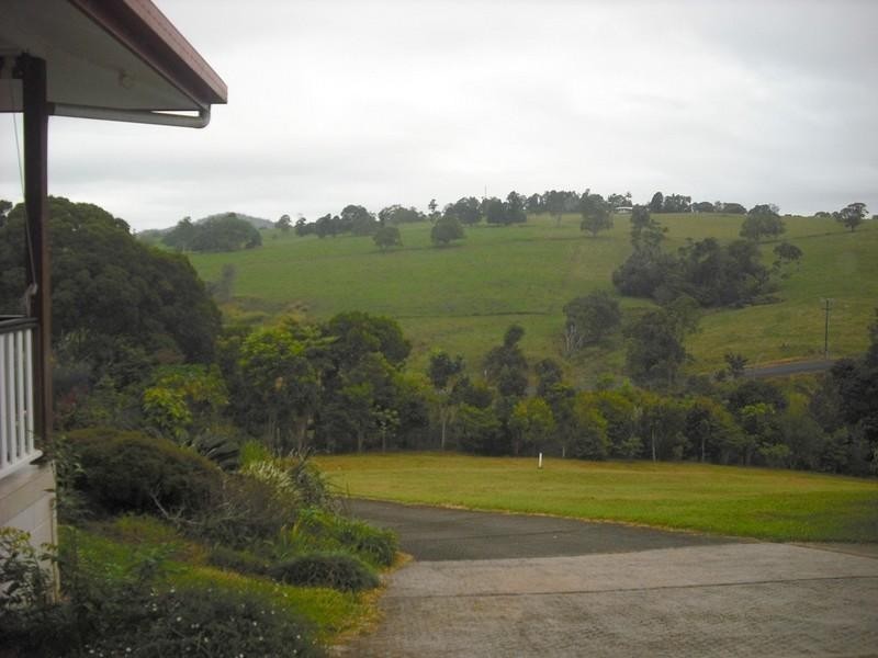 Yungaburra QLD 4884