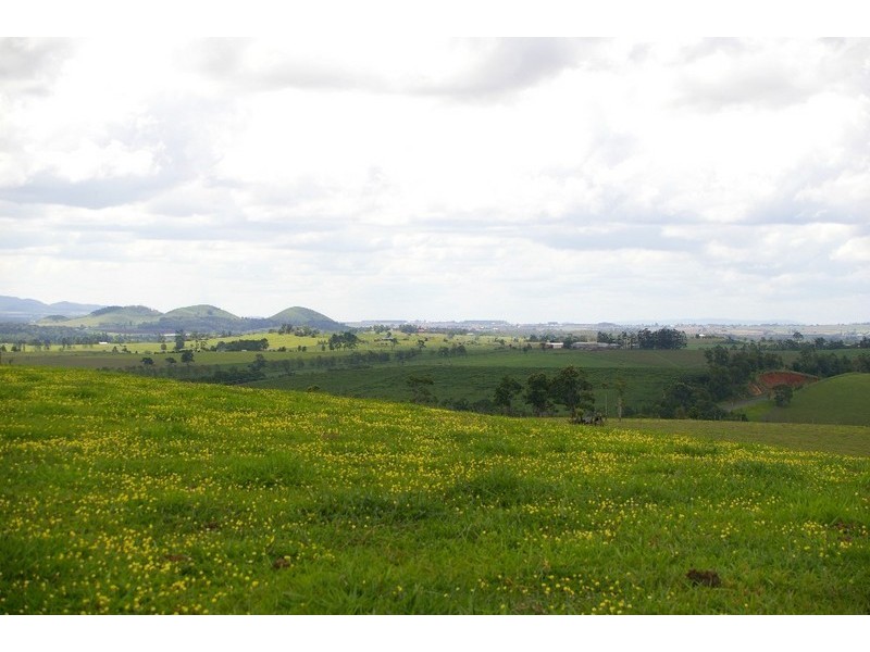 Lake Eacham QLD 4884