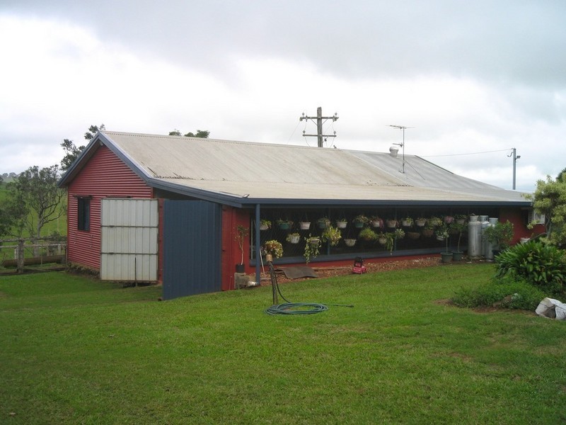 Lake Eacham QLD 4884