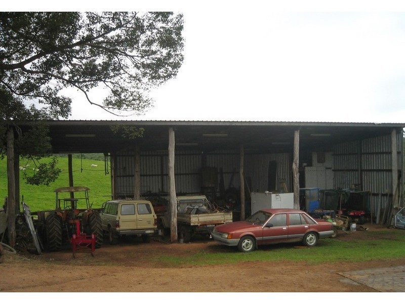 Lake Eacham QLD 4884