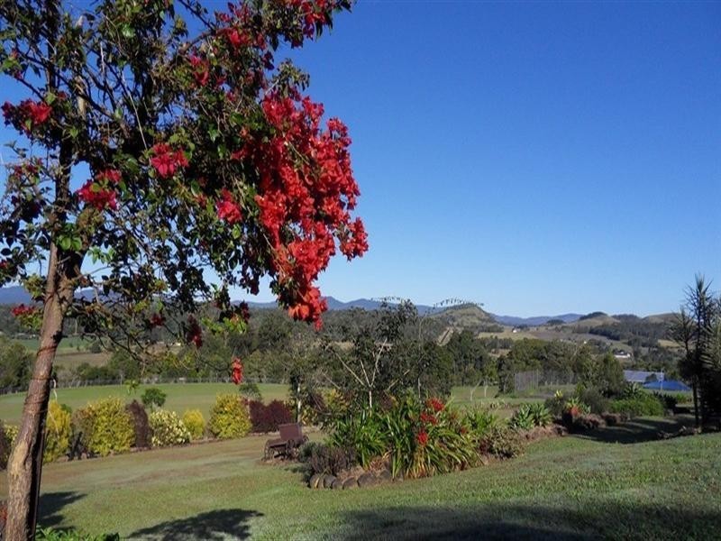 Yungaburra QLD 4884