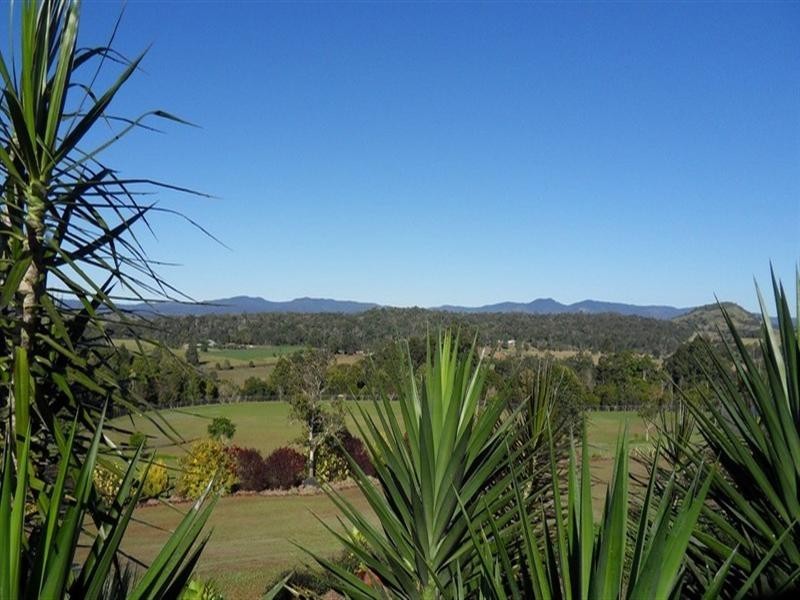 Yungaburra QLD 4884