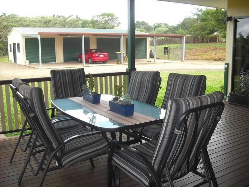 Lake Eacham QLD 4884