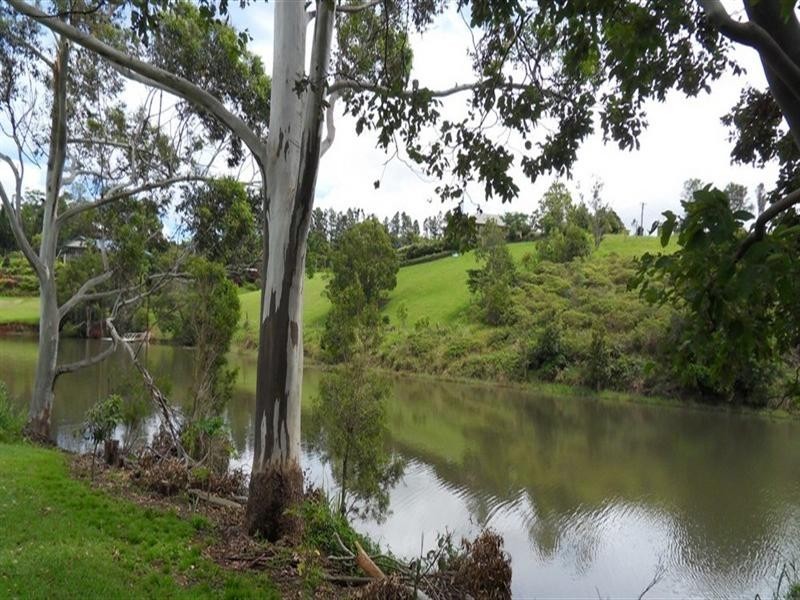 Yungaburra QLD 4884
