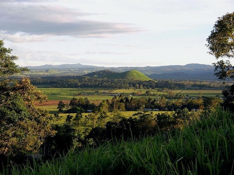 Lake Tinaroo QLD 4872