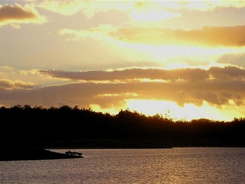 Lake Tinaroo QLD 4872