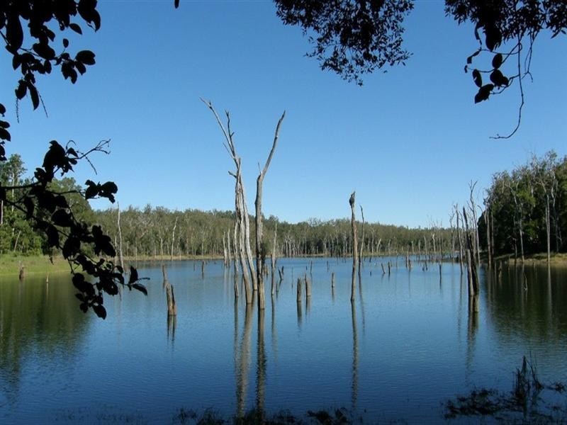 Lake Tinaroo QLD 4872