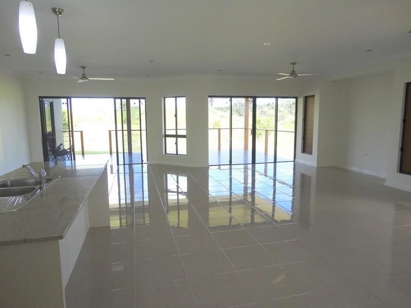 Yungaburra QLD 4884