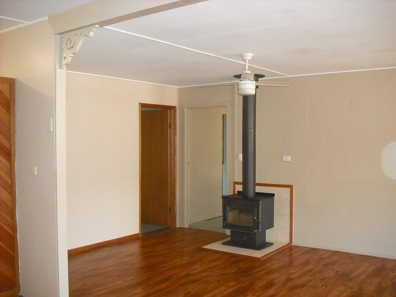 15 Mary Street, Malanda QLD 4885