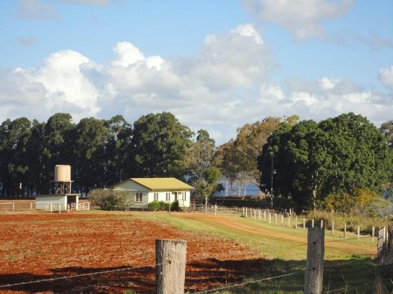 Tinaroo QLD 4872