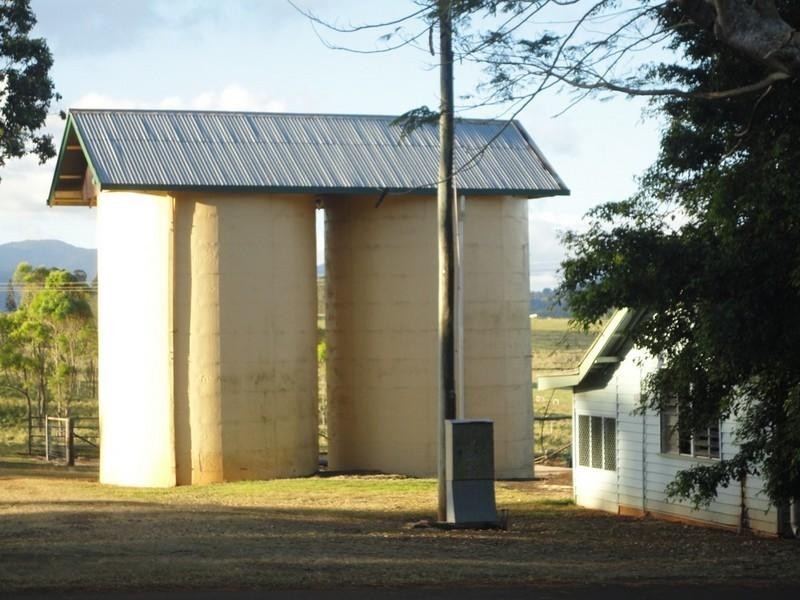 Tinaroo QLD 4872