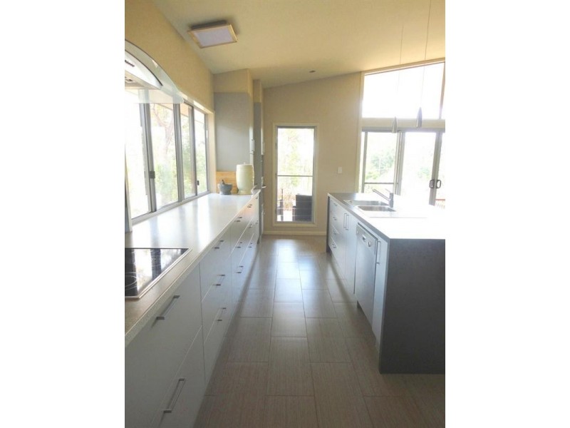 55 Wavell Drive, Tinaroo QLD 4872