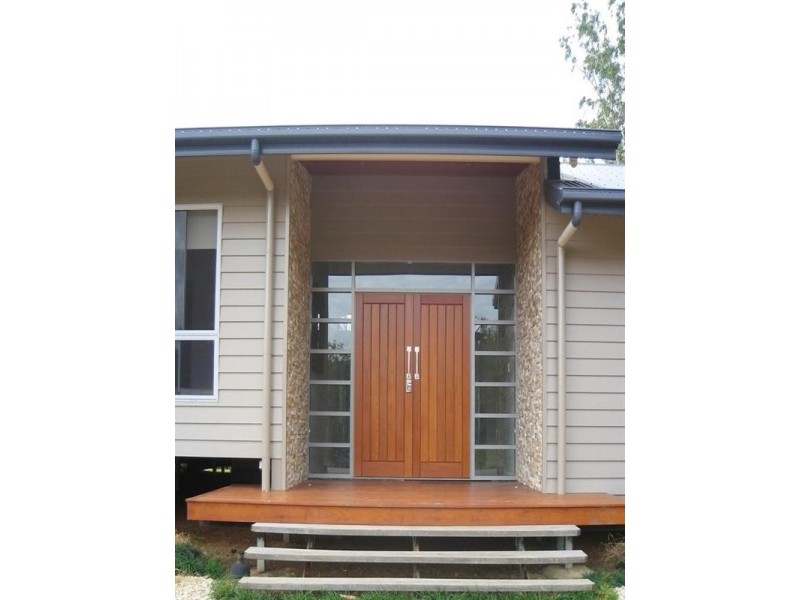 55 Wavell Drive, Tinaroo QLD 4872