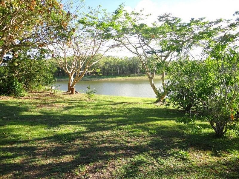11 Lakeside Drive, Yungaburra QLD 4884