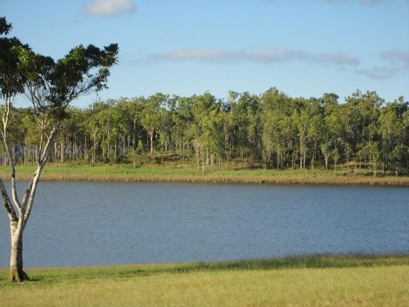 11 Lakeside Drive, Yungaburra QLD 4884