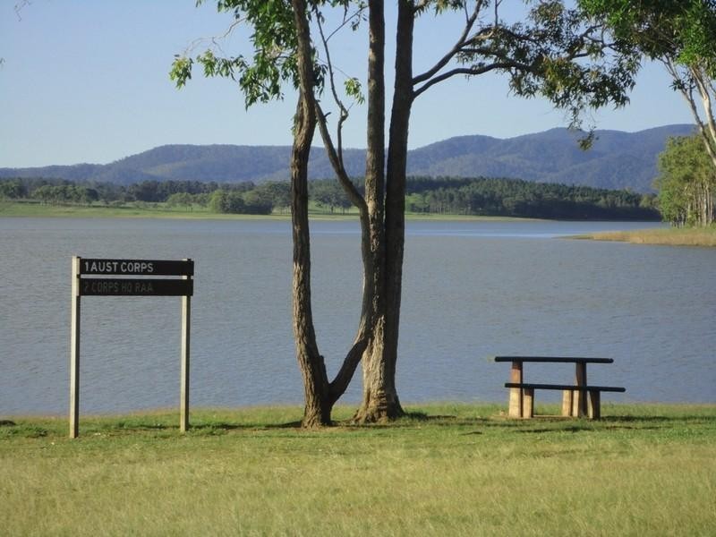 11 Lakeside Drive, Yungaburra QLD 4884