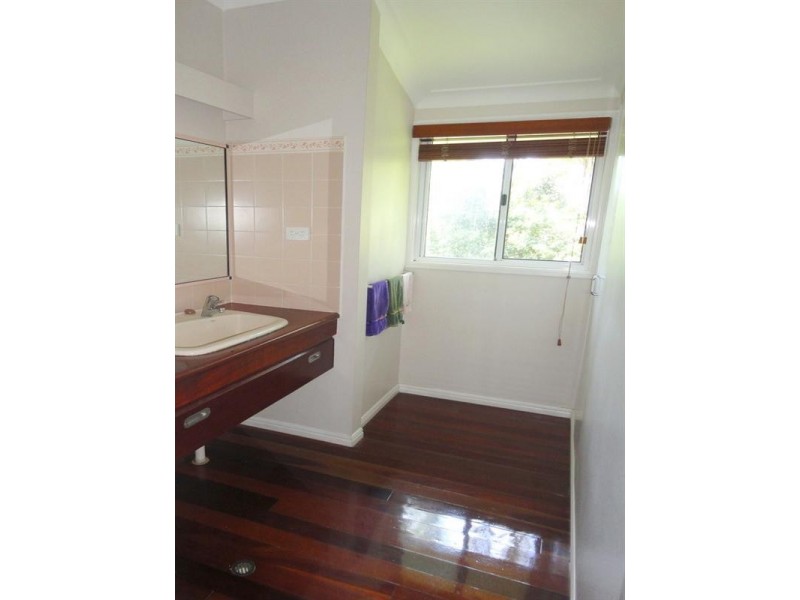 Lake Eacham QLD 4884