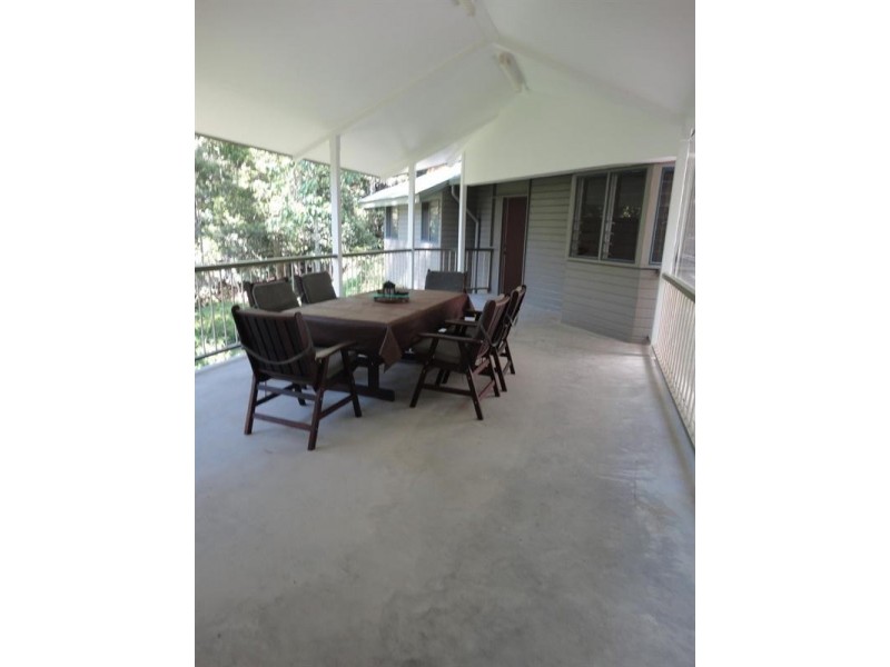 Lake Eacham QLD 4884