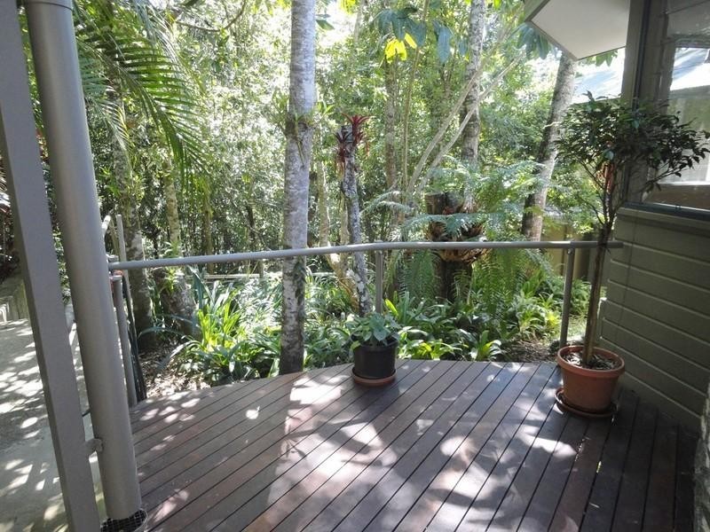 Lake Eacham QLD 4884