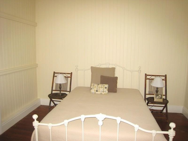 16 McLean Road, Lake Eacham QLD 4884