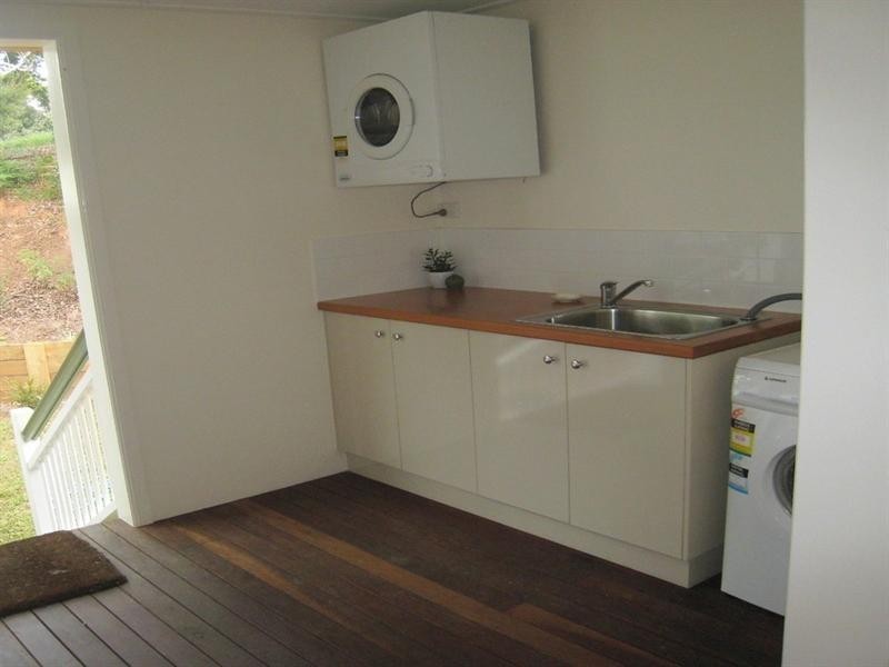 16 McLean Road, Lake Eacham QLD 4884