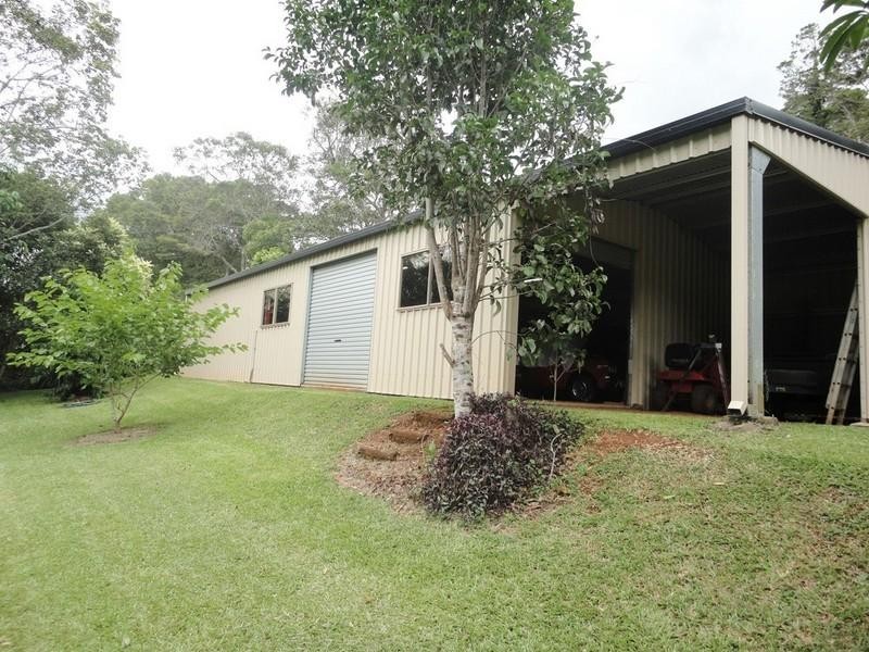 Lake Eacham QLD 4884