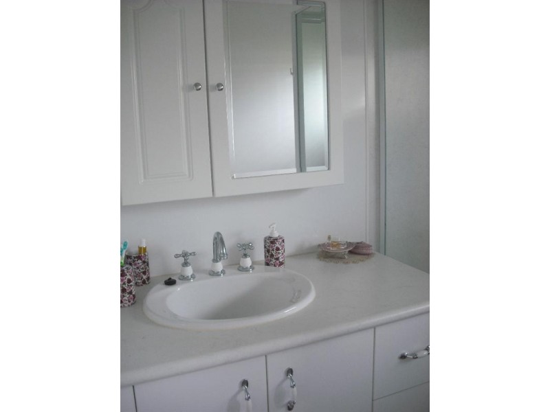Lake Eacham QLD 4884