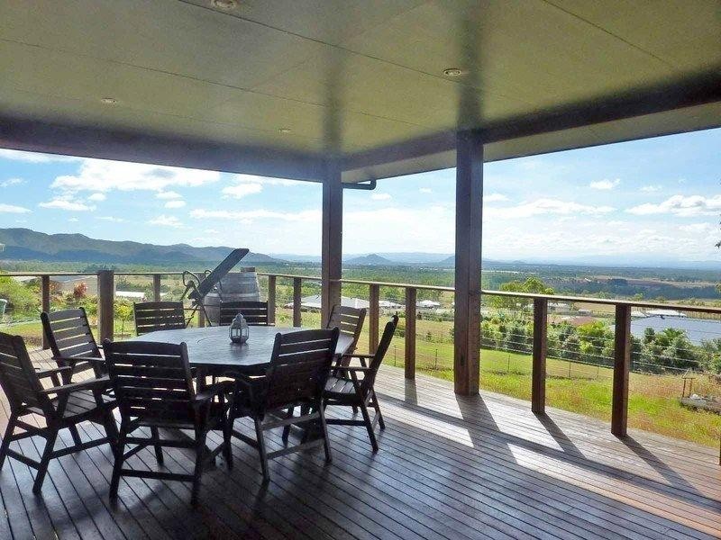 8 Moffat Drive, Tolga QLD 4882