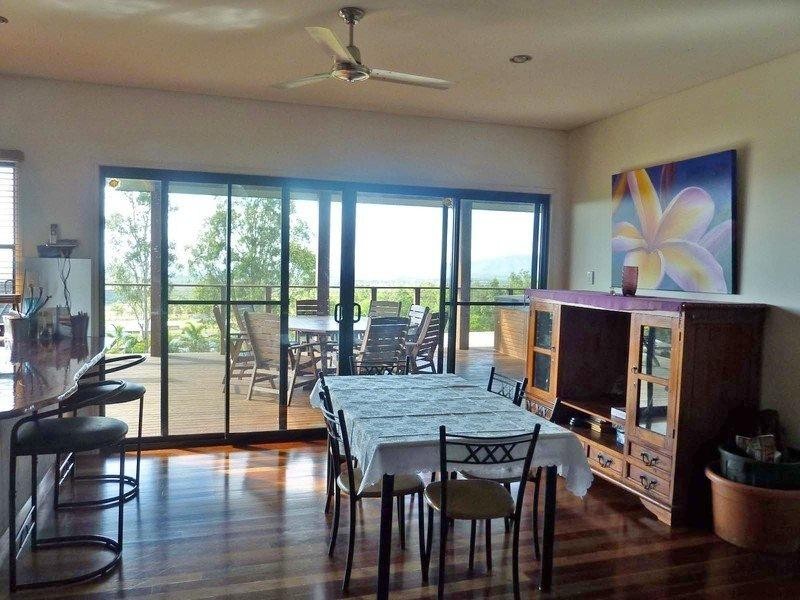 8 Moffat Drive, Tolga QLD 4882