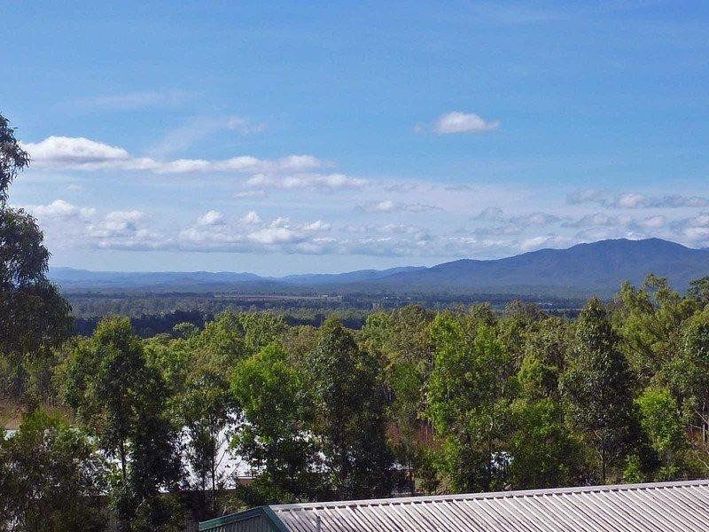 8 Moffat Drive, Tolga QLD 4882