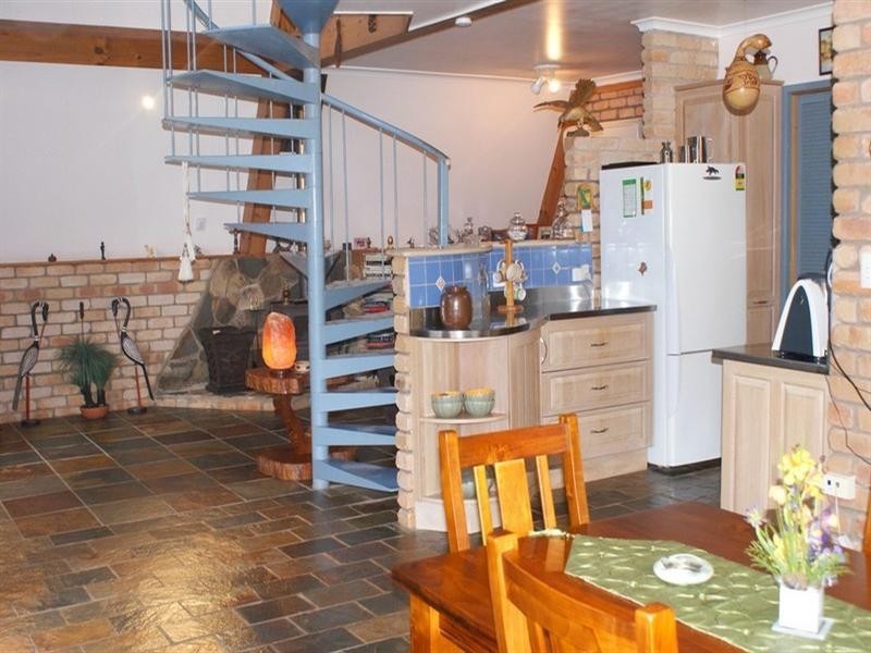 Lake Eacham QLD 4884